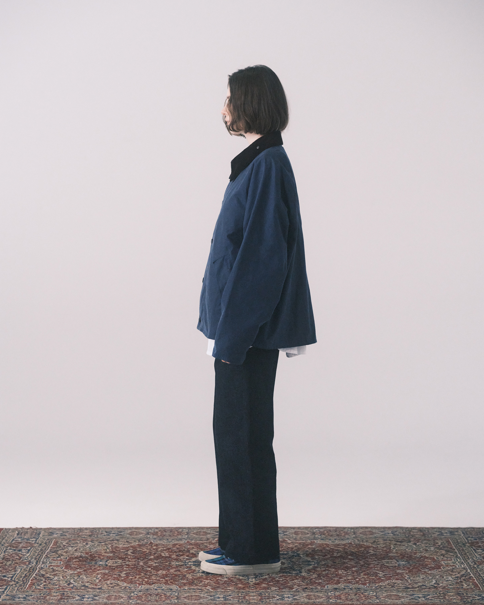 Transportを着用した女性